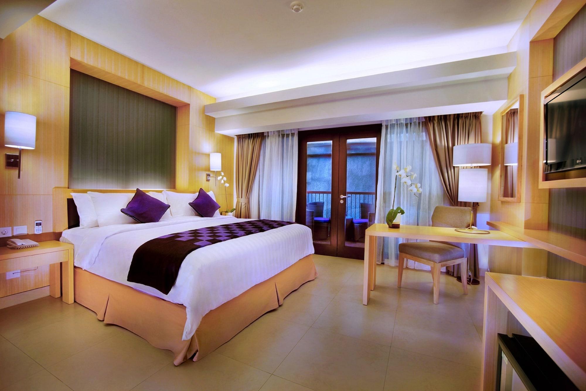 Quest Hotel Kuta By Aston Exteriör bild