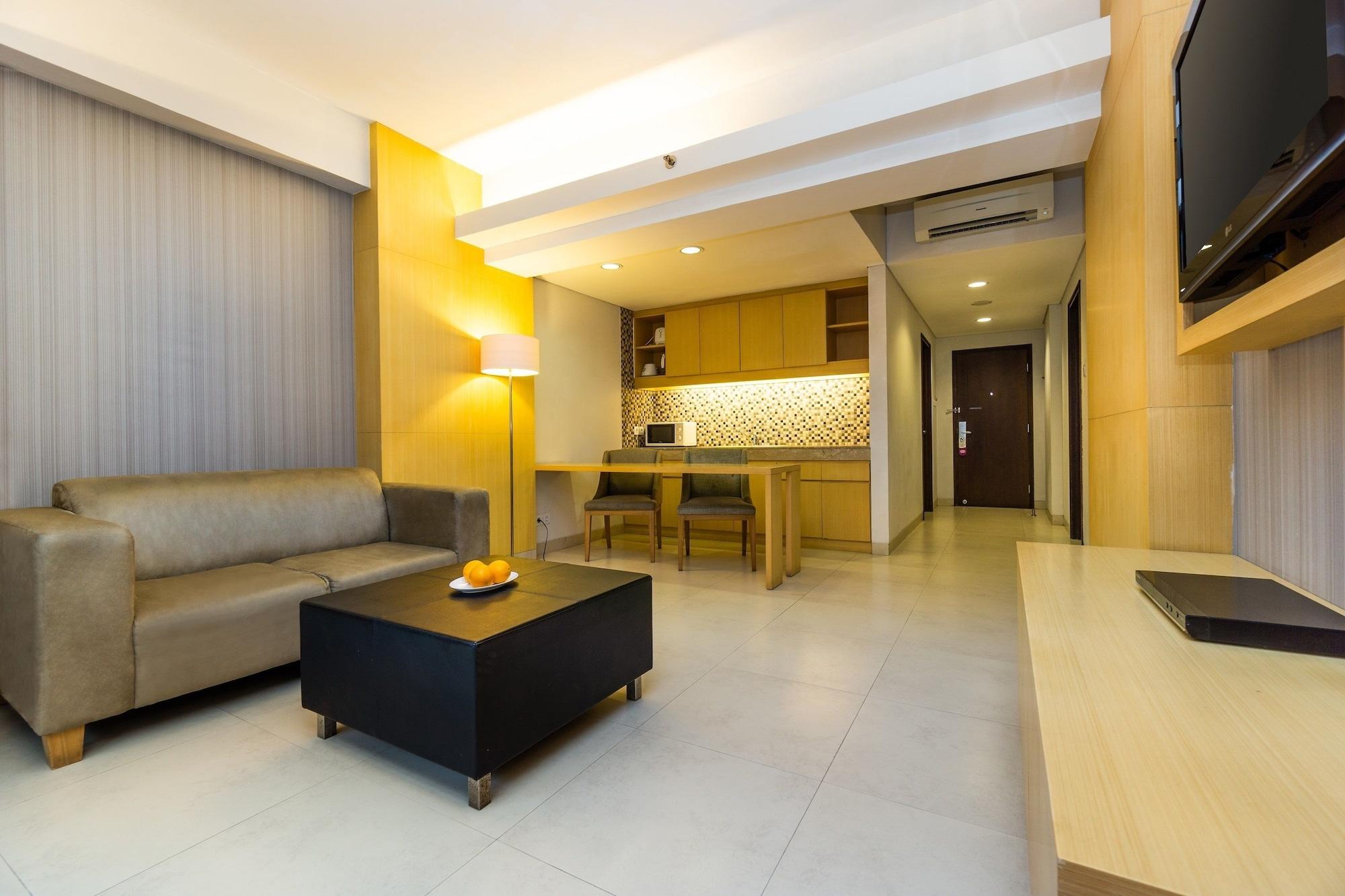 Quest Hotel Kuta By Aston Exteriör bild