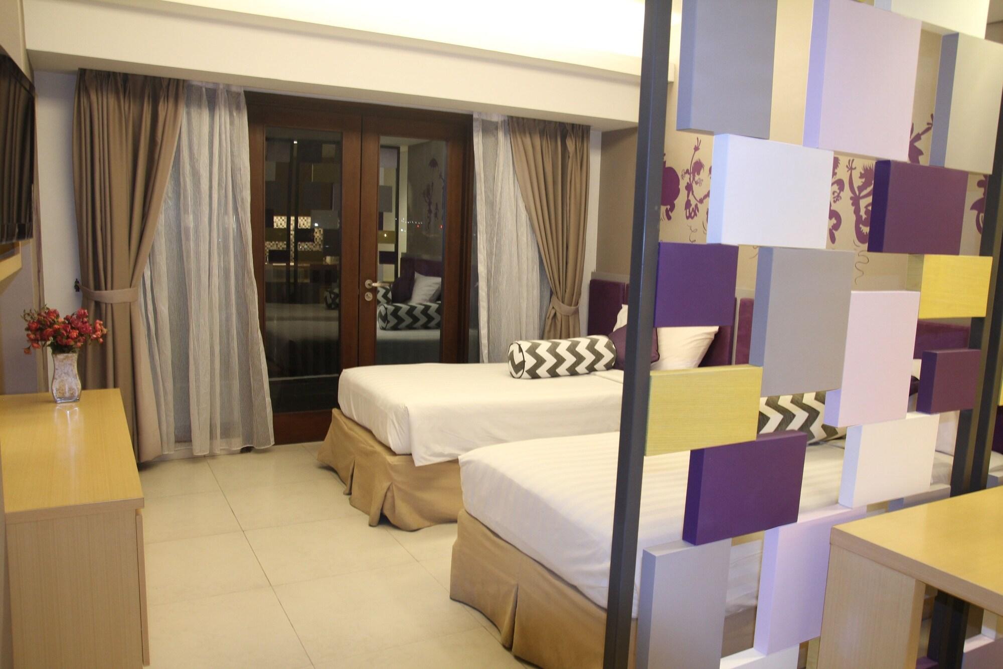 Quest Hotel Kuta By Aston Exteriör bild