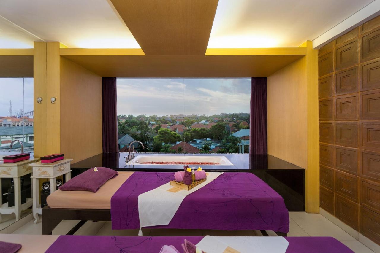 Quest Hotel Kuta By Aston Exteriör bild