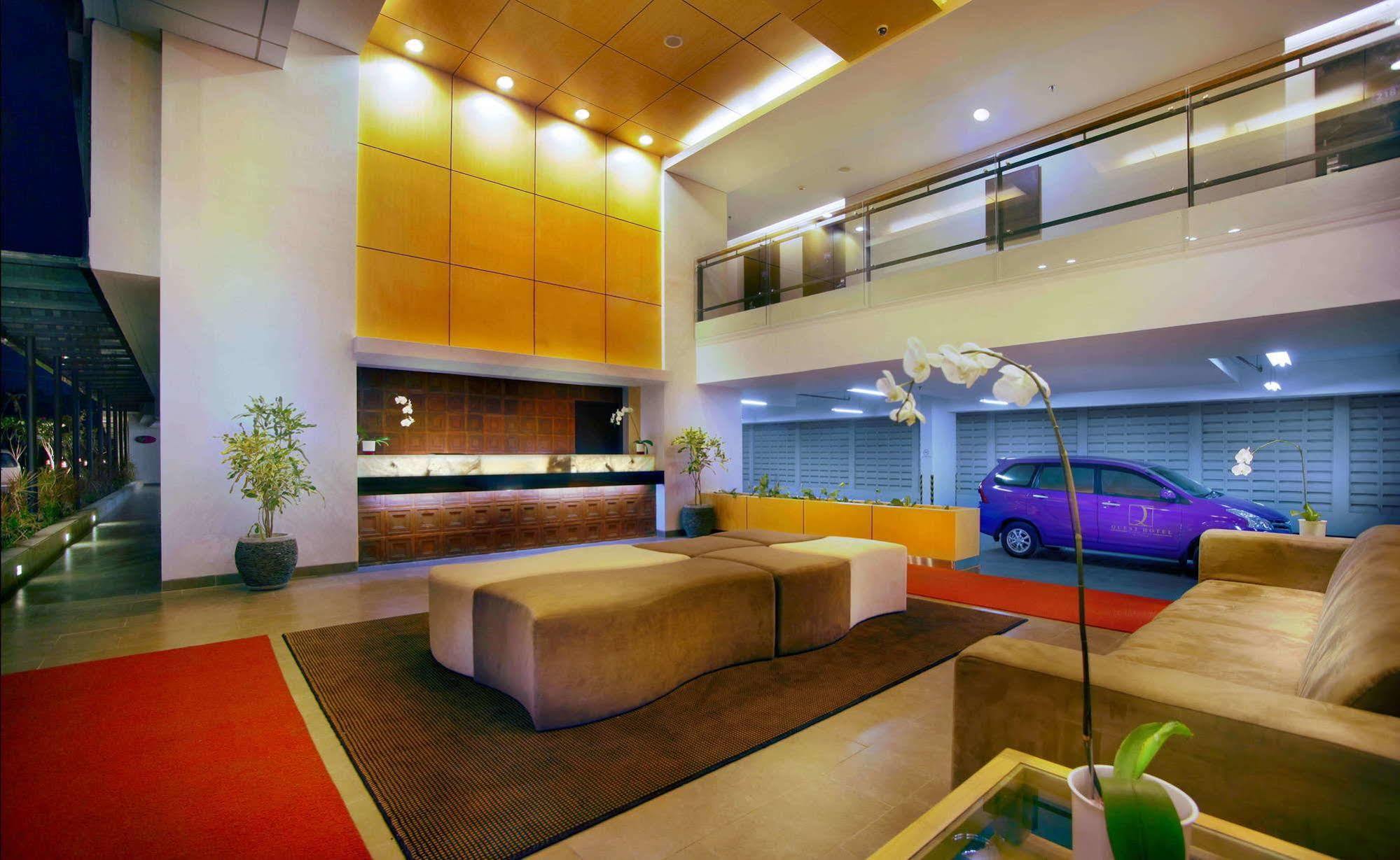 Quest Hotel Kuta By Aston Exteriör bild